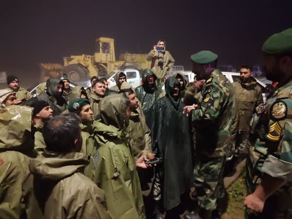 حضور تکاوران تیپ ۲۵ نیرو مخصوص نیروی زمینی ارتش در محل سانحه بالگرد رئیس جمهور